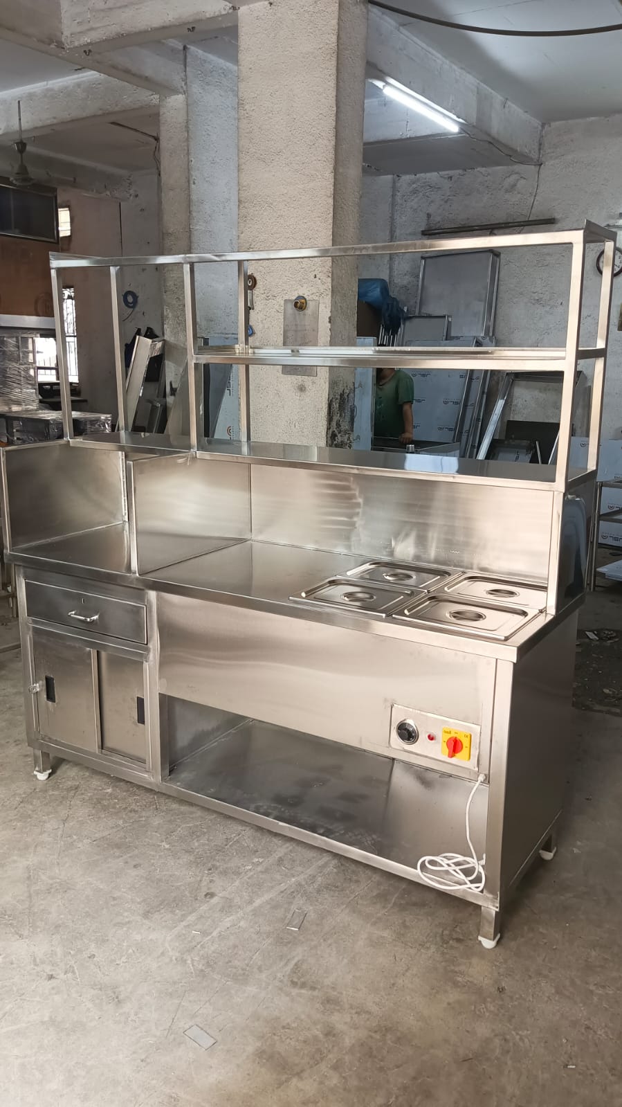 Hot Bain Maire Table